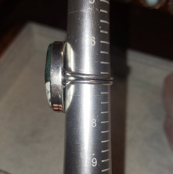 Gorgeous Moss Agate Oval Ring Size 7 - Picture 8 of 8